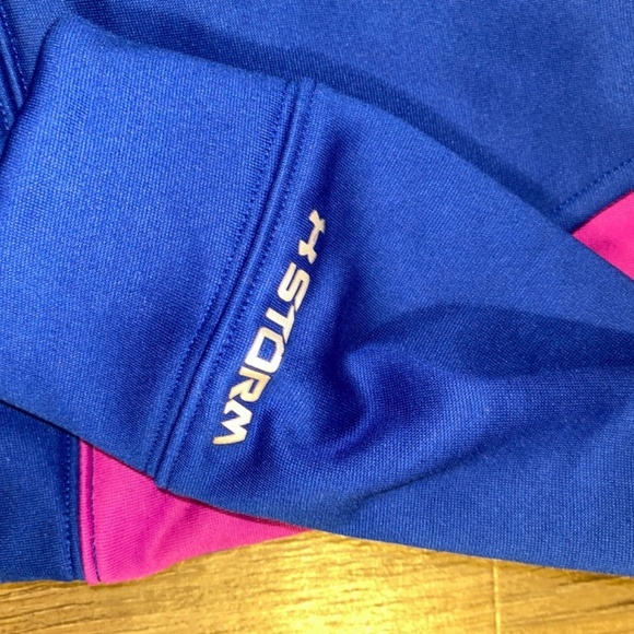 Under Armour size youth large hoodie - Picture 4 of 5